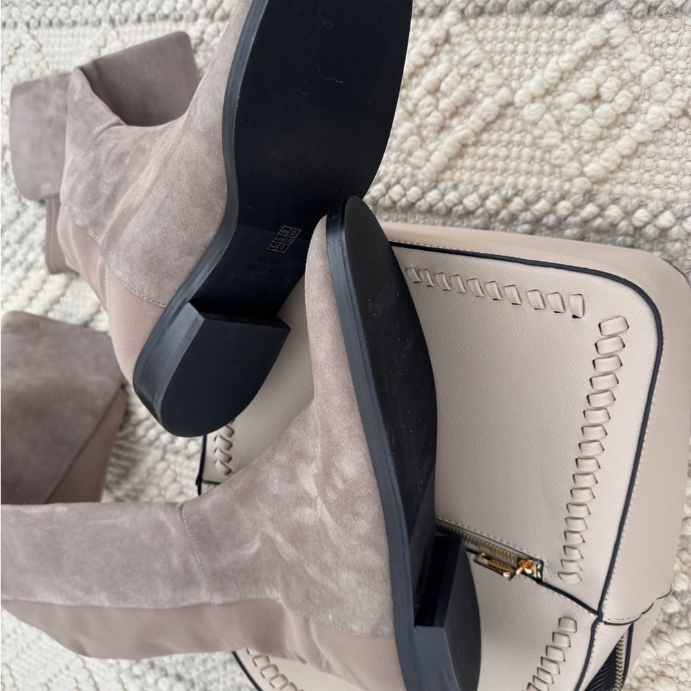 Stuart Weizman Over the Suede Knee-High Boots - Picture 6 of 15